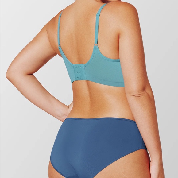 NWT ThirdLove Form 360 Fit wireless bra - Picture 4 of 11